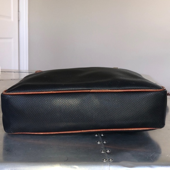 Bottega Veneta Marco Polo Leather Crossbody Bag - Picture 4 of 8